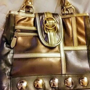 Warren Reed Gold Handbag Purse
